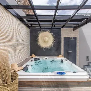 Princesse Des Sables- Jaccuzzi& Spa-breakfast Риад